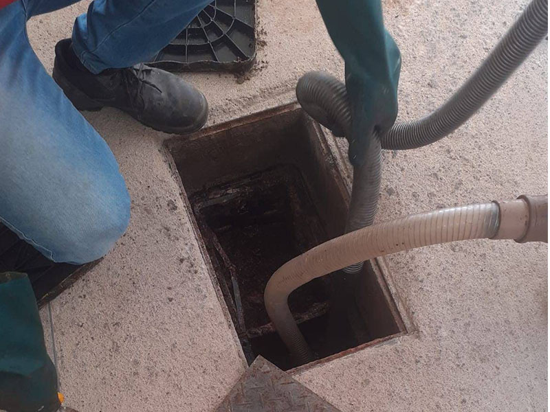 Desentupimento de Caixa de Gordura | Facilita Desentupidora em Contagem Desentupimento de Caixa de Gordura | Facilita Desentupidora em Contagem