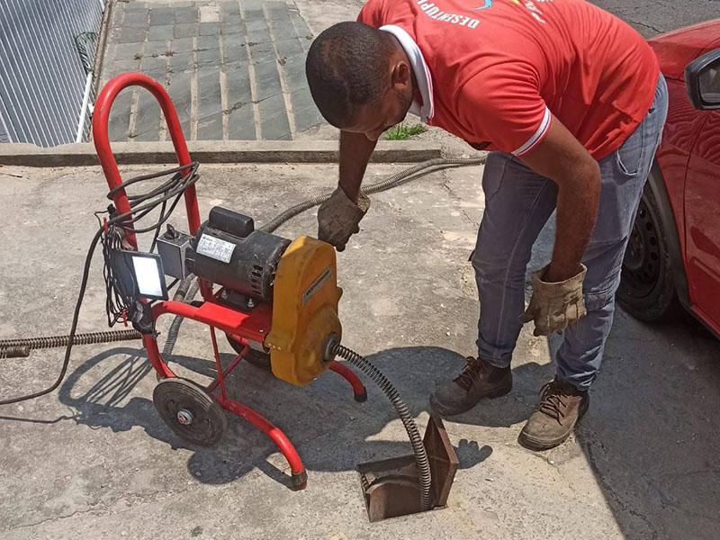 Bombeiro Hidr�ulico | Facilita Desentupidora em Contagem Bombeiro Hidr�ulico | Facilita Desentupidora em Contagem
