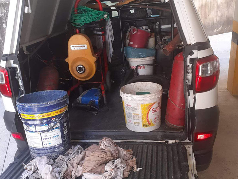 Limpeza de Fossa com a Facilita Desentupidora Limpeza de Fossa com a Facilita Desentupidora